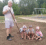 В сквере «Солнечный городок» наводят порядок - ИА Малая Родина
