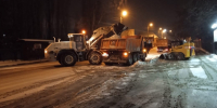 В Рязани провели ночную уборку дорог и тротуаров - ProGorod62.Ru