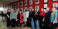 В культурно-досуговом центре «Октябрь» состоялось открытие фотовыставки «Защитником быть – Родине служить!» - Единая Россия