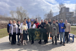 Активисты «Единой России» присоединились к субботнику в Гвардейском сквере