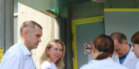 В Рязани подняли вопрос о строительстве нового здания поликлиники №12 Председатель комитета по социальным вопросам Рязанской городской Думы Роман Калинин и заместитель председателя комитета, депутат по округу №10 Светлана Ворнакова провели депутатский контроль в поликлинике №12. - РИА 7 Новостей