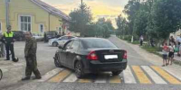 Два 12-летних подростка пострадали в ДТП с мопедом в Рязанской области В Рязанской области легковой автомобиль сбил мопед с двумя 12-летними детьми. Подростки пострадали, им оказана помощь.  - РИА 7 Новостей