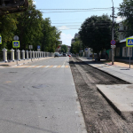 В Рязани приступили к капитальному ремонту теплотрассы на улице Радищева В последние годы на этой части теплосети выявлено и устранено значительное количество повреждений. В зоне капитального ремонта есть участки, где ремонт не проводился более 30 лет. В связи с большим износом было принято решение о выполнении капитального ремонта на всем участке.