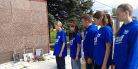 Молодогвардейцы Рязанской области почтили память погибших в результате ЧП на заводе в поселке Лесной Шиловского района - Единая Россия