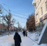 Массивный козырек обрушился на тротуар Первомайского проспекта в Рязани - Комсомольская Правда