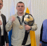 Министр спорта Рязанской области Владимир Антманис поздравил боксера Светослава Тетерина с победой на Кубке России - RyazPressa.Ru