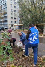 В Рязани продолжаются субботники